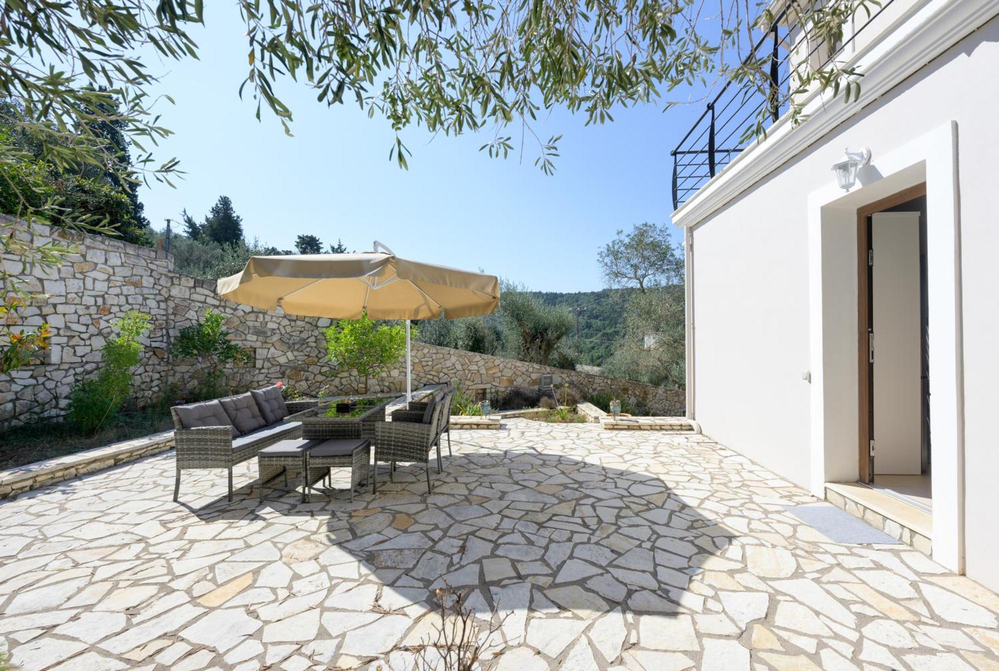 Villa Bougarini Haven Family Villa Rock Pool Oasis Ieromonachos Dış mekan fotoğraf