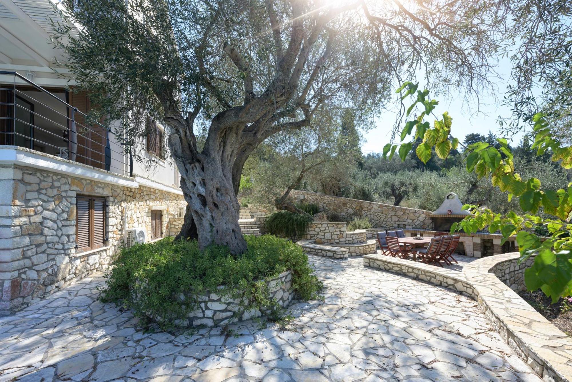 Villa Bougarini Haven Family Villa Rock Pool Oasis Ieromonachos Dış mekan fotoğraf