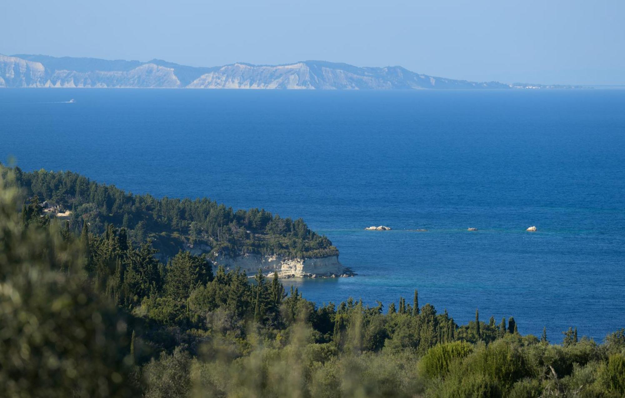 Villa Bougarini Haven Family Villa Rock Pool Oasis Ieromonachos Dış mekan fotoğraf
