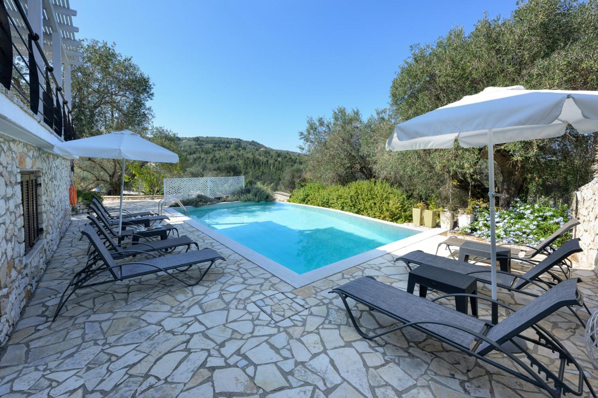 Villa Bougarini Haven Family Villa Rock Pool Oasis Ieromonachos Dış mekan fotoğraf