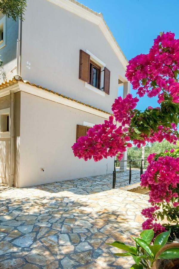 Villa Bougarini Haven Family Villa Rock Pool Oasis Ieromonachos Dış mekan fotoğraf