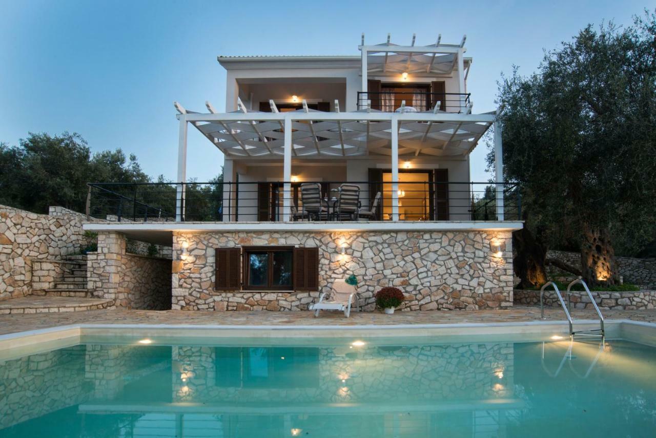 Villa Bougarini Haven Family Villa Rock Pool Oasis Ieromonachos Dış mekan fotoğraf